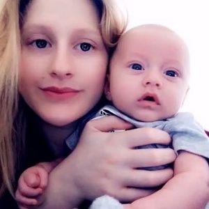 Meet your Posher, Skylar lynn